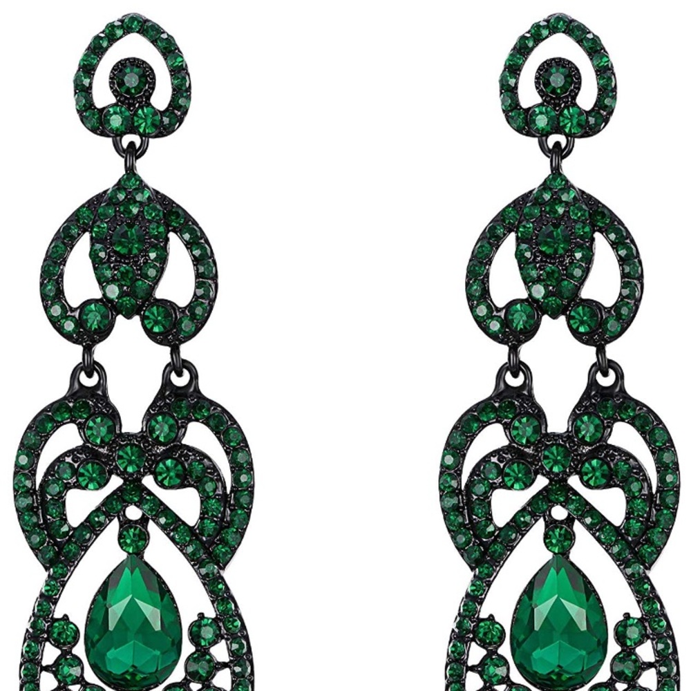 Emerald green chandelier earrings